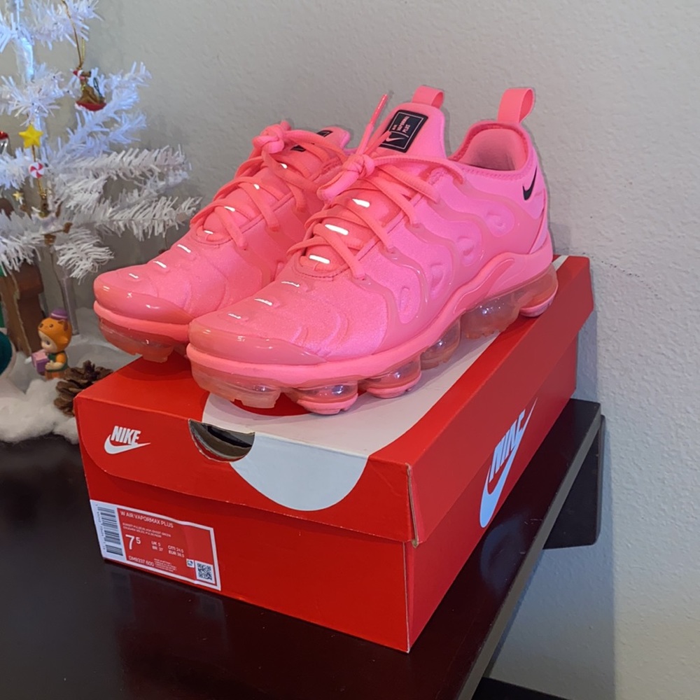 W Air Vapormax Plus (pink)